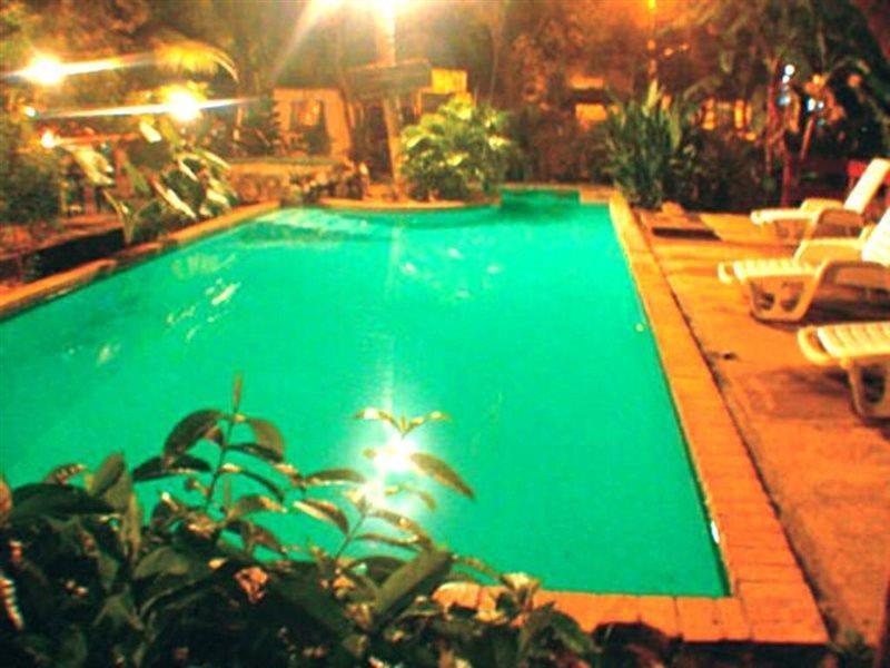 El Milagro Hotel Tamarindo Buitenkant foto